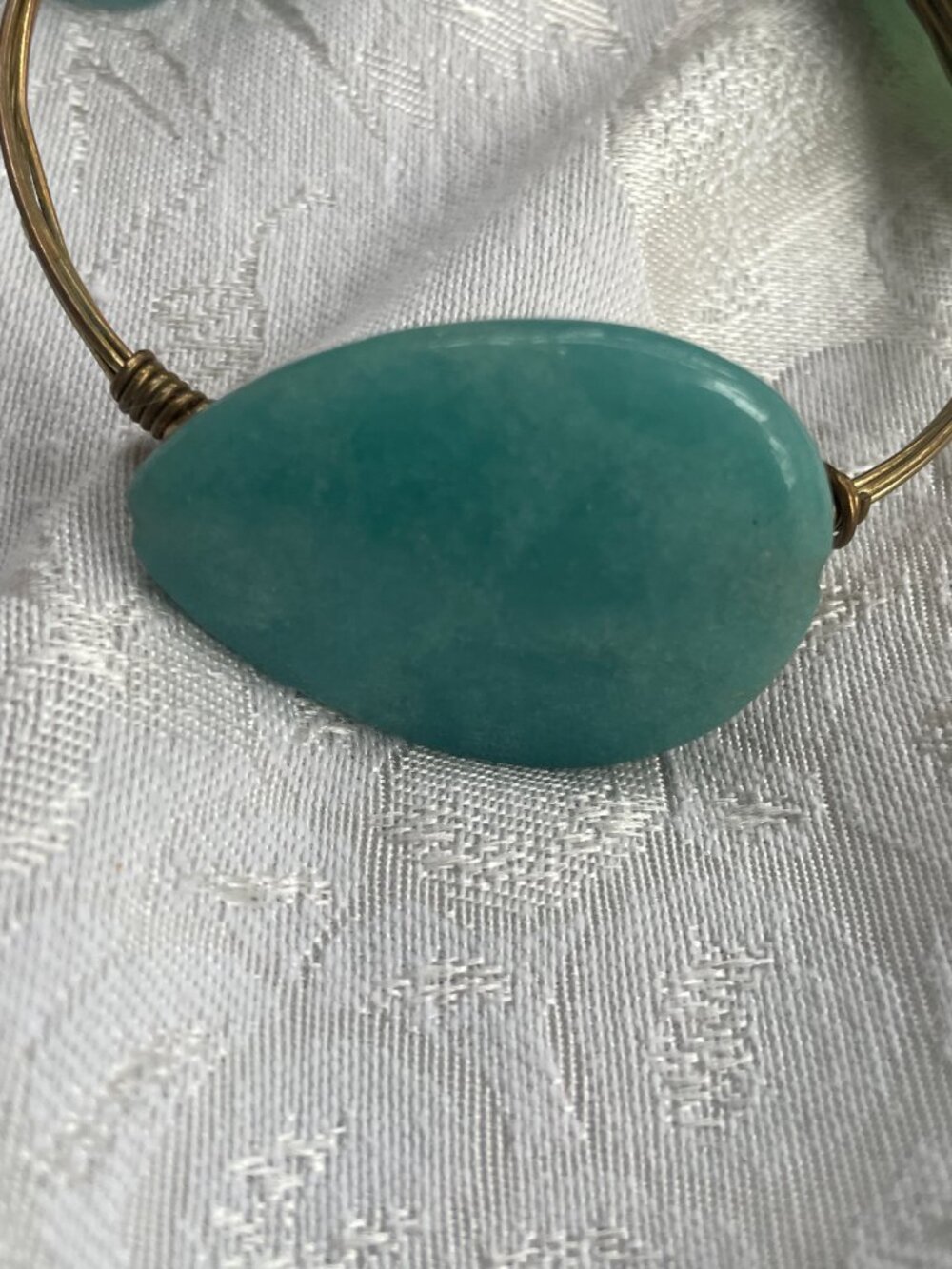 Wire wrapped bangle bracelet with 3 large green Amazonite stones 52g - Picture 4 of 4